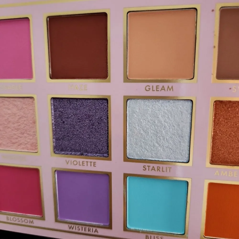 Ace Beaute Whimsical Bloom Eyeshadow Palette Vibrant Colors 15 Shades